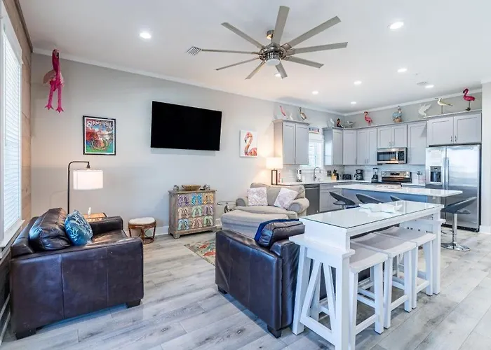 Holiday home Fancy Flamingo By Youngs Suncoast
